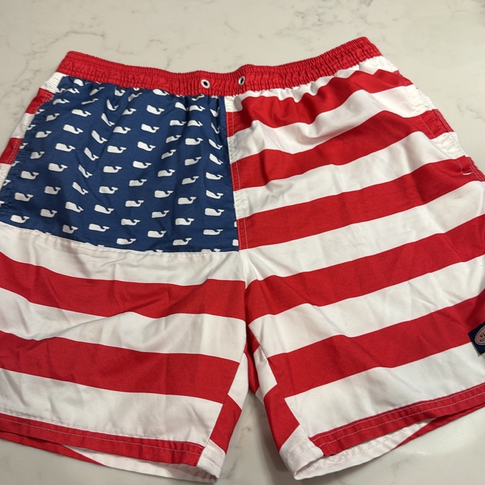 Vineyard Vines American Flag Whale Stripe Swim Trunks Size M